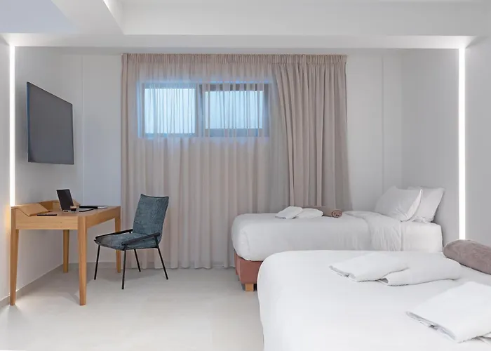 Nola - Nomadic Luxury Villas