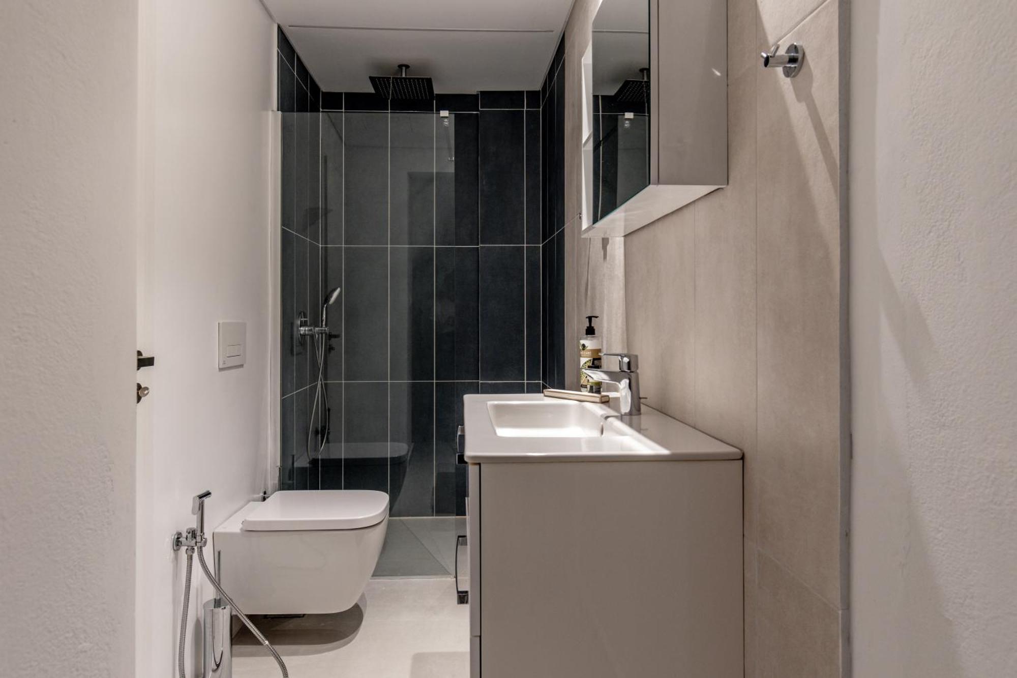 Nola - Nomadic Luxury * Gouves