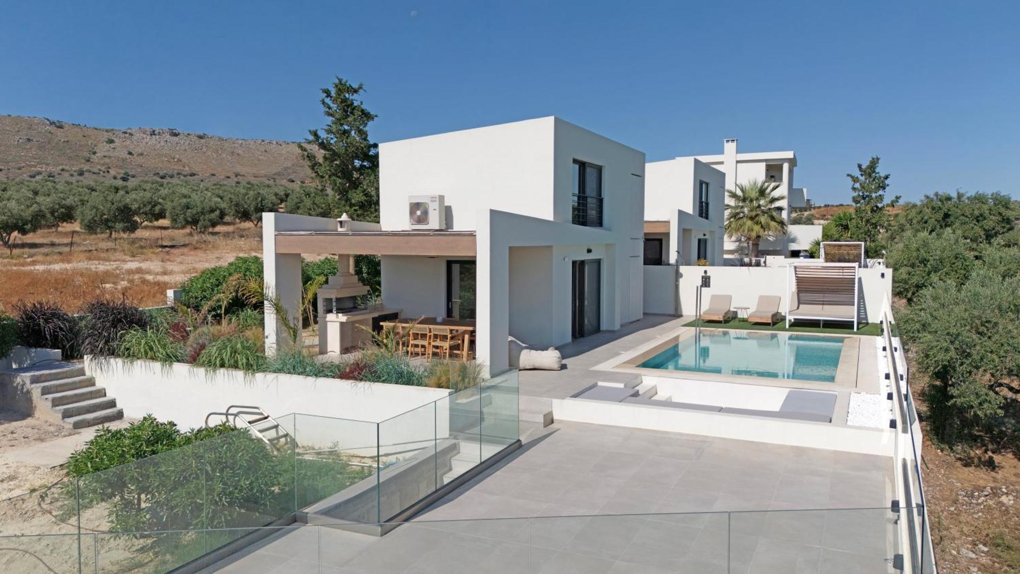 Nola - Nomadic Luxury Villa