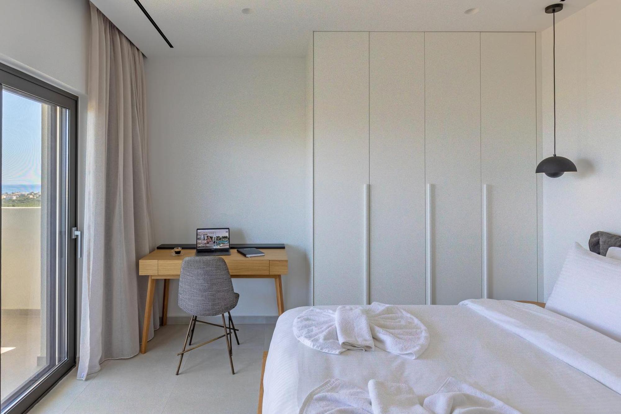 Nola - Nomadic Luxury *